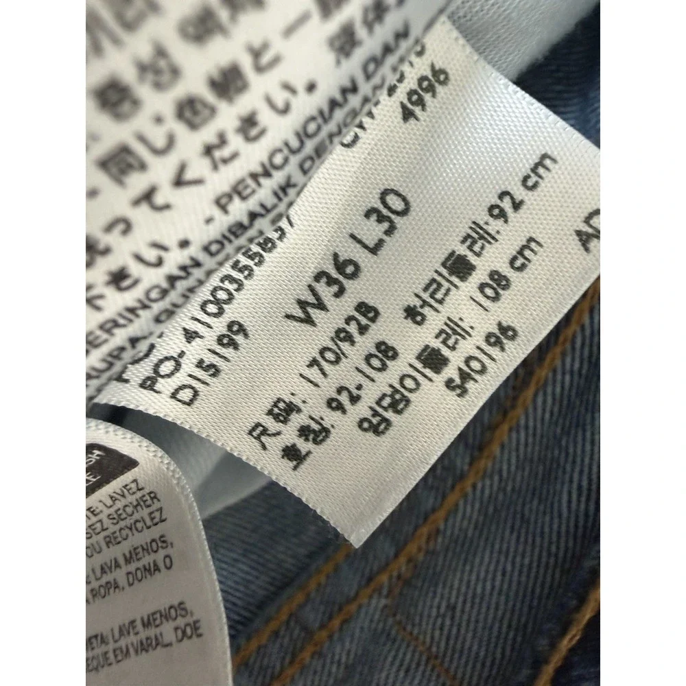 Levi's 505 Men's Jeans 36x30 Regular Fit Straight Leg Medium Wash Blue Denim